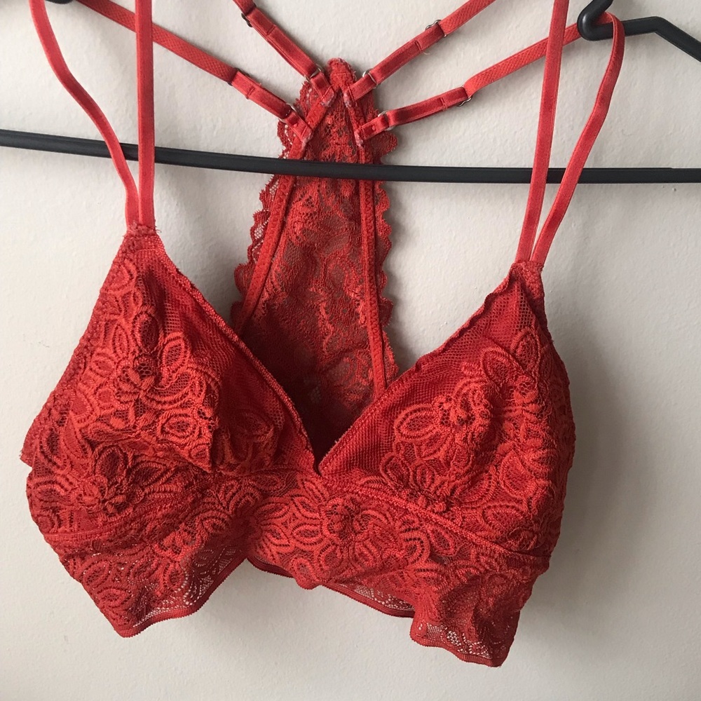 Burnt orange/red Aerie bralette.